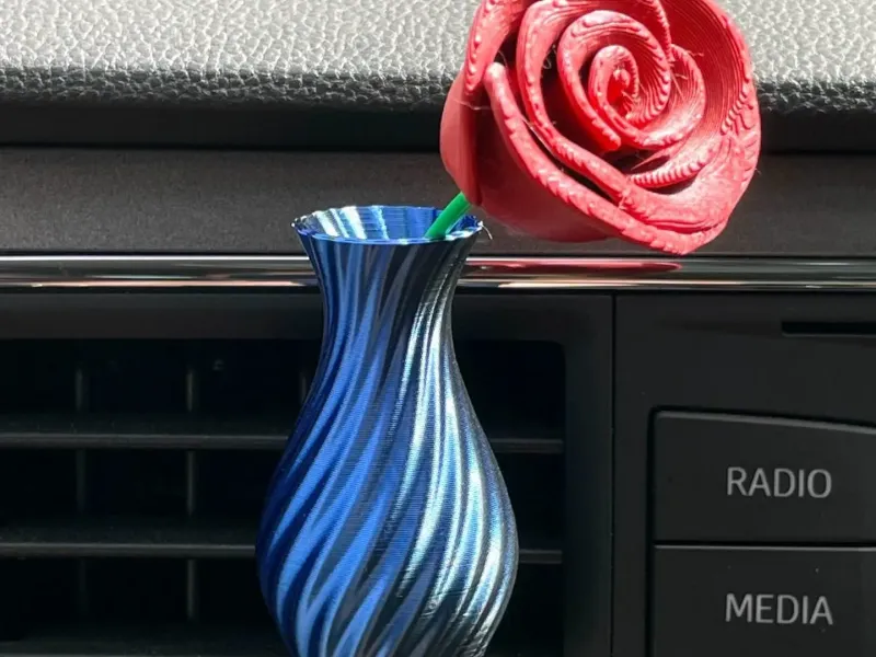 Mini-Auto-Vasen-Set mit Rose / Diverse Vasen & Töpfe