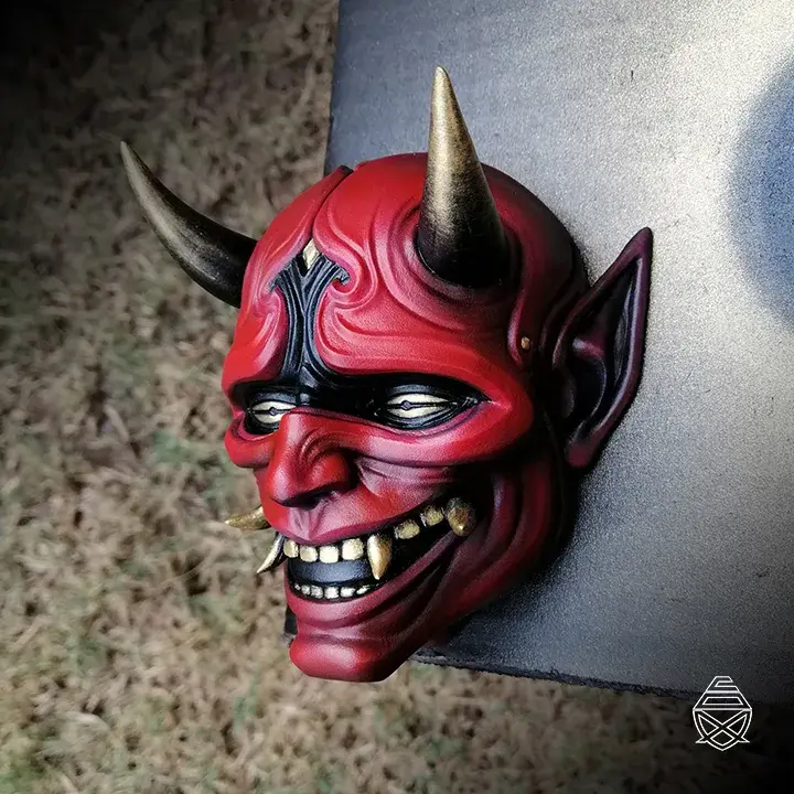MÁSCARA DE PARED ONI