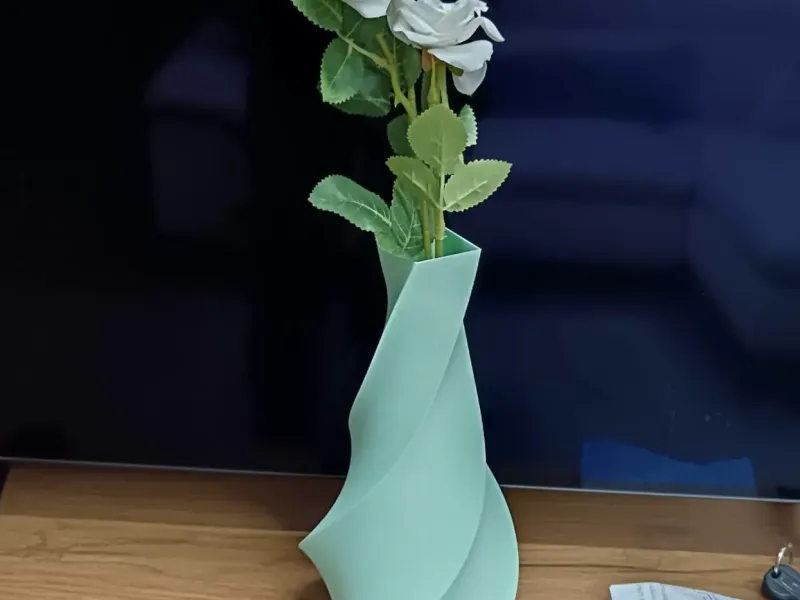 Elegant spiral vase - Vaso aspirale elegante
