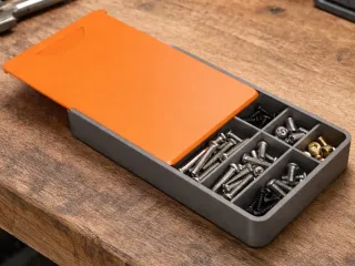 Screw box with lid