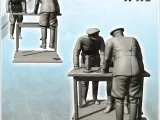 German staff around a table with map (12) - WW2 Terrain fig-2