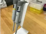 Pipette Stand-1