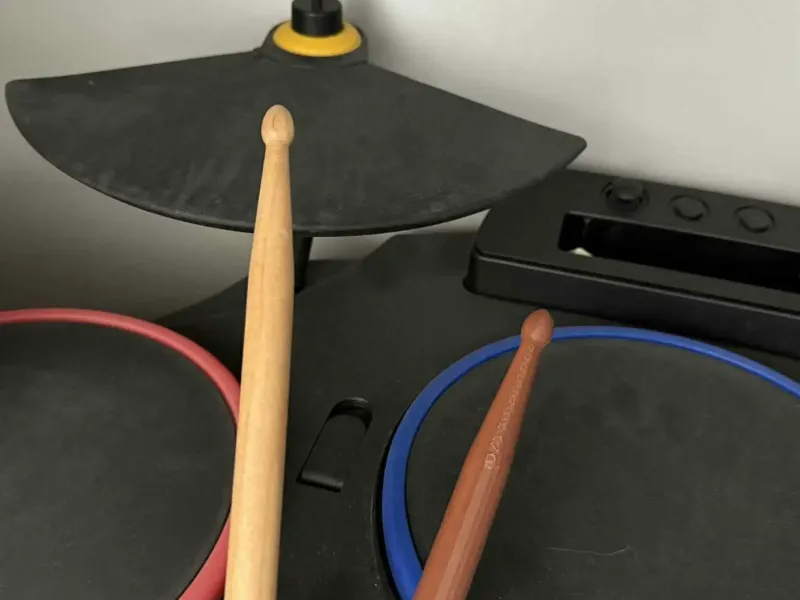 Drumsticks for the drum kit, Guitar hero