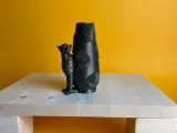 Cheetah vase-1