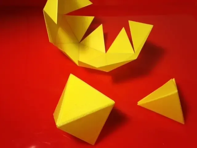 Triangular polyhedral nets