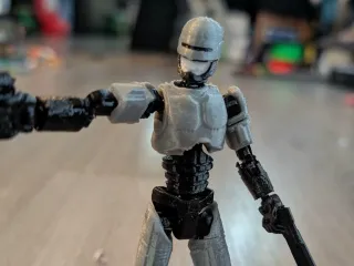 Dummy 13 - Robocop