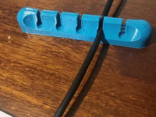 Cable holder