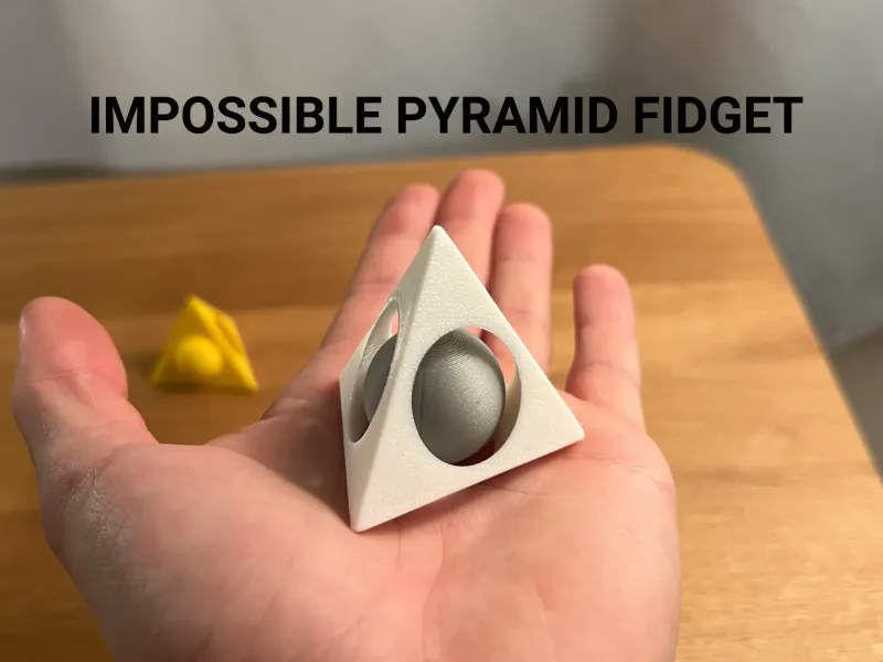 Impossible Pyramid Fidget