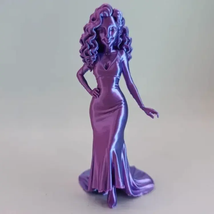 Elegante figura femminile