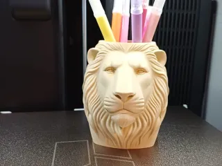 Leo the Majestic Pen Holder