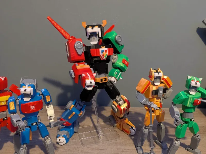 Voltron X Transformers - Individuelle Löwenroboter und Kombination