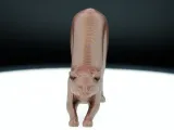 Stretching Cat Statue-1