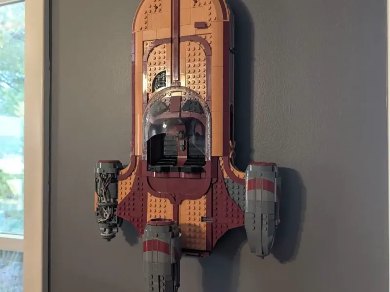 luke skywalker speeder wall mount