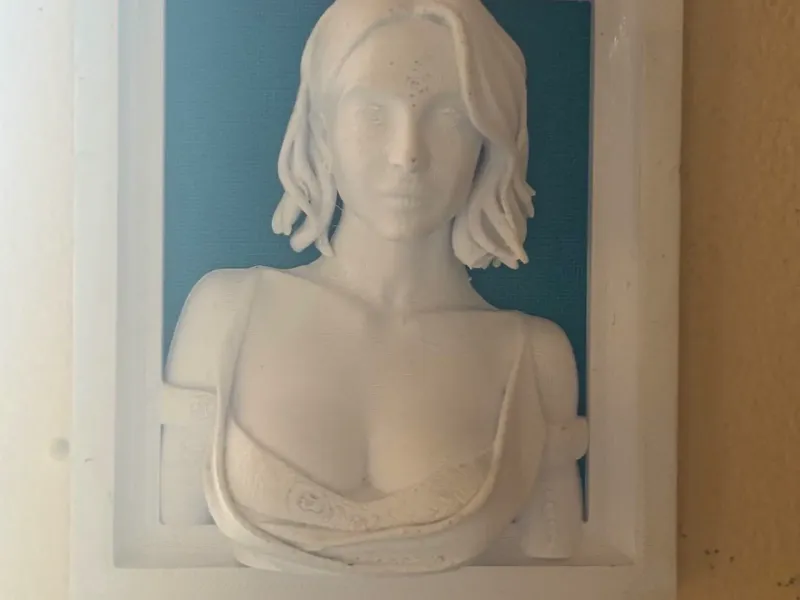 Busto 3D de Sydney Sweeney con marco