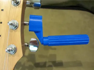 Ergonomic String Winder