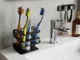 Toothbrush stand-3
