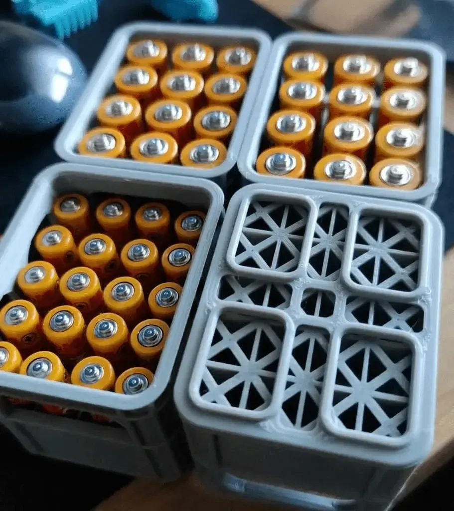 Beer Crate battery holder AA/AAA/9V/18650 Stackable
