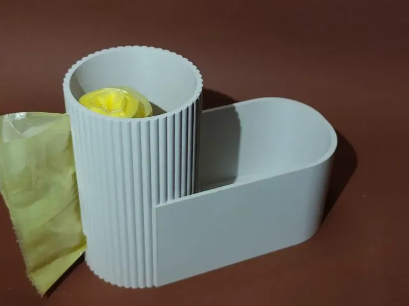 Customizable Trash bags holder with teeth cutter
