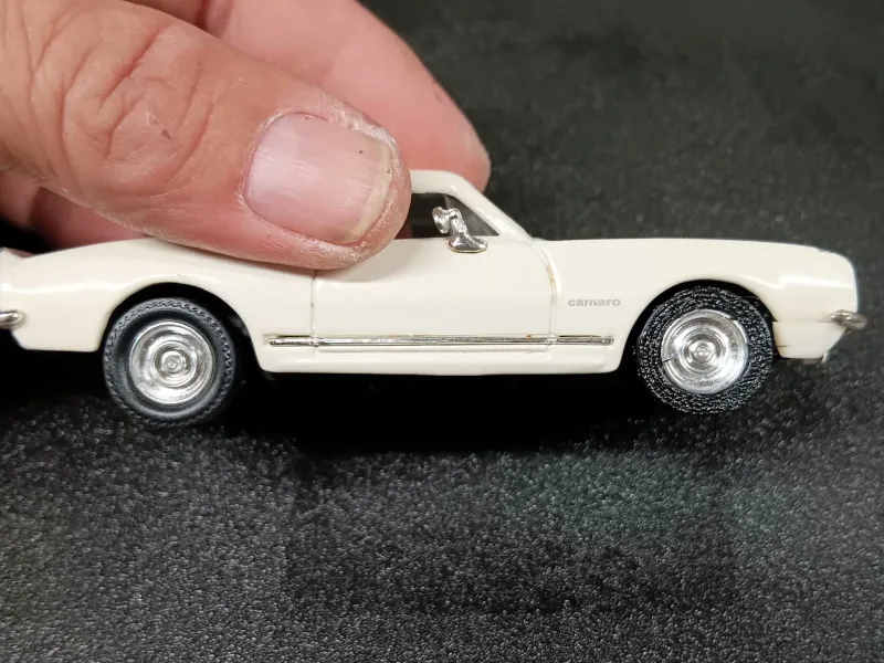 pneu 1:43