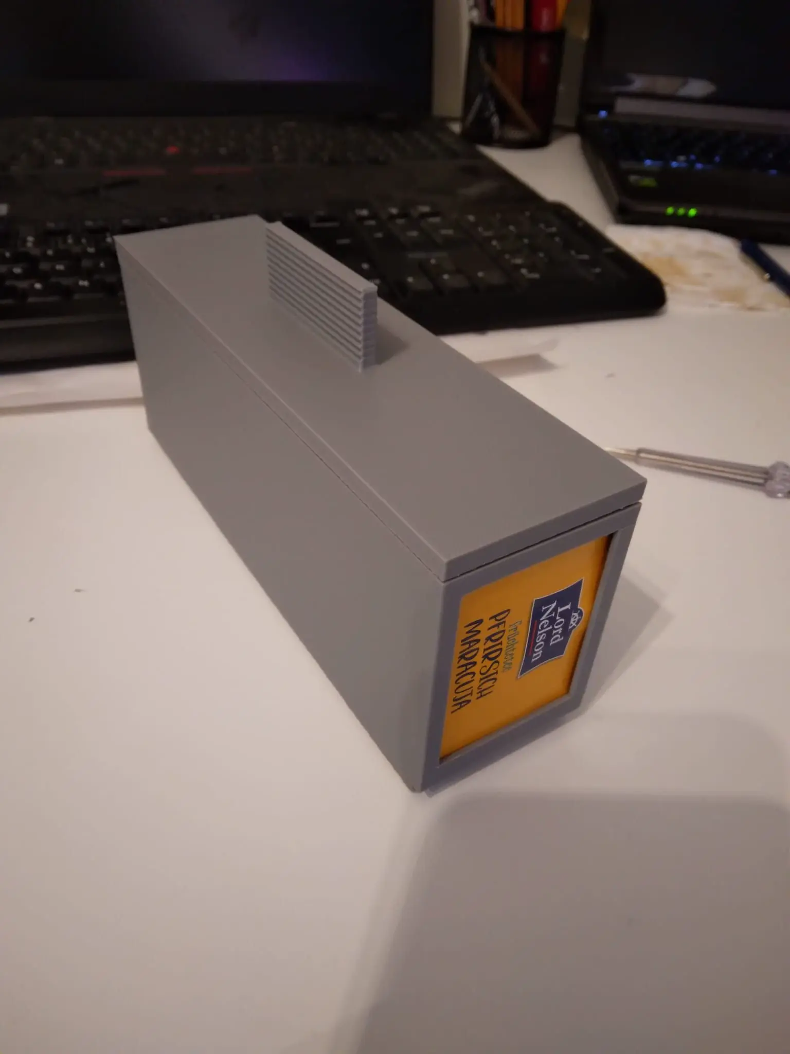 Caja apilable para bolsitas de té