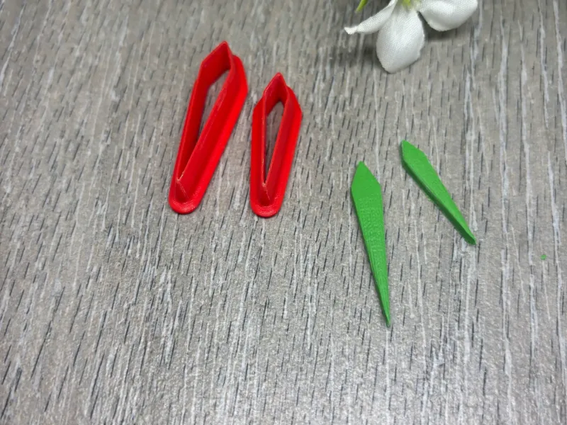 LONG DIAMOND CLAY CUTTER