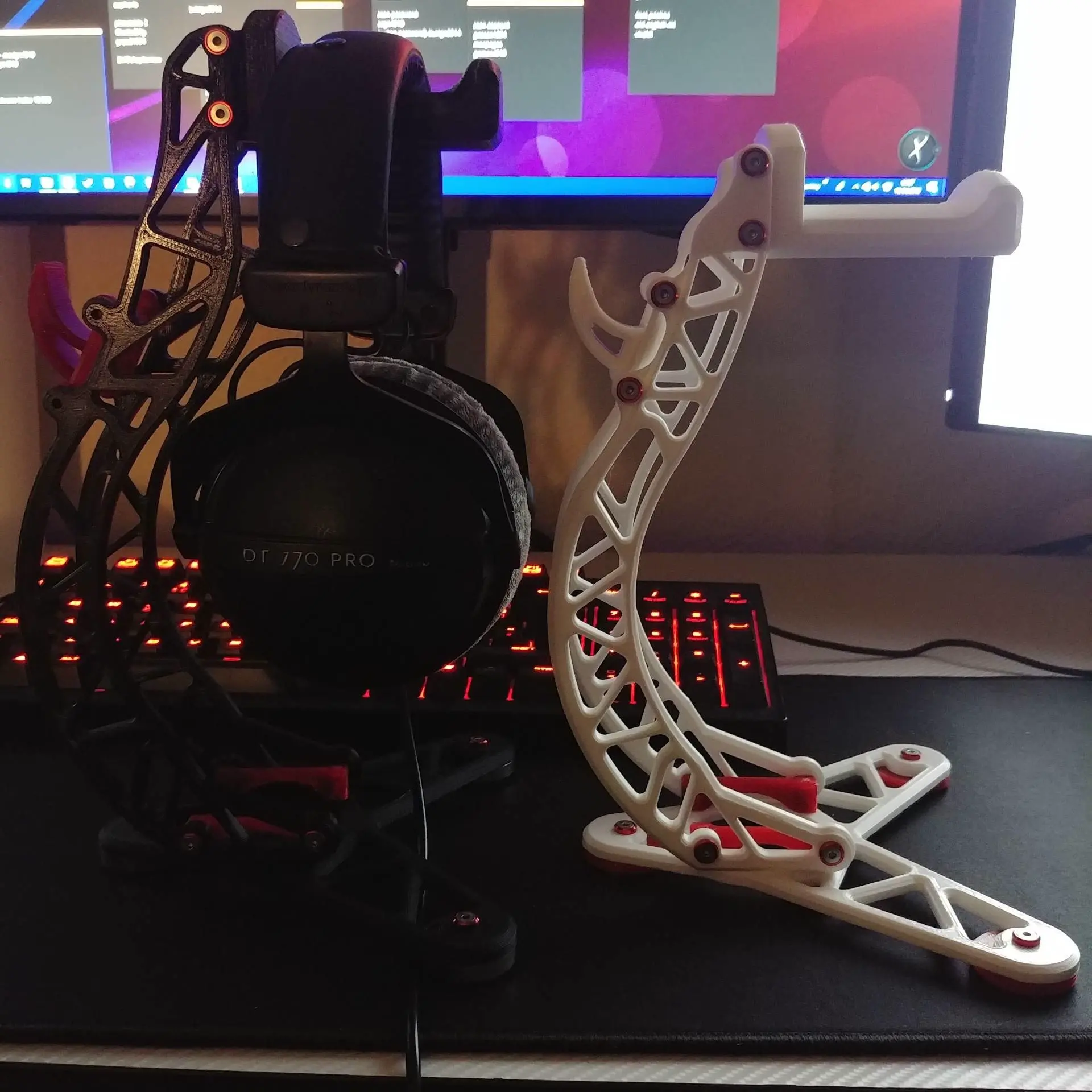 headphone stand