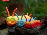 Print In Place Cute Flexi Monarch Caterpillar-1