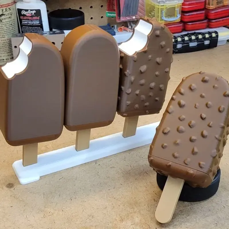 Nuts+Ice Cream Bar