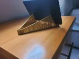 Magic Text Lenovo Legion Stand-4