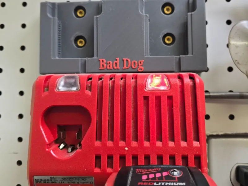 M18 Dual Battery Holder