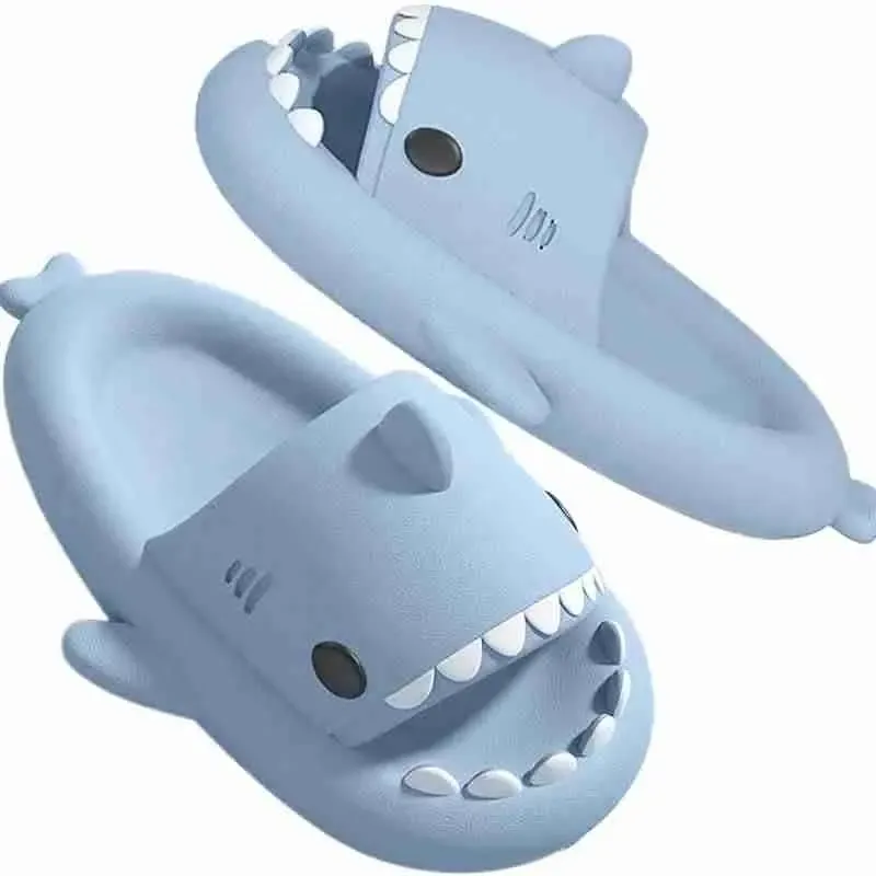 SHARKBATTE (PRINT IN PLACE SHOES FOR SUMMER)