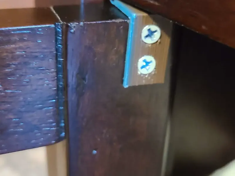Cabinet Bracket (Top)