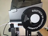 Interchangeable external spool holder-3