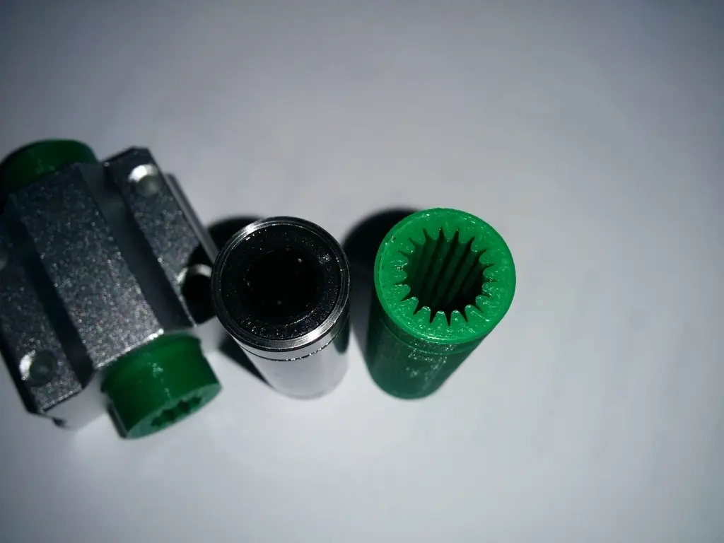 M8 Linear bearing (LM8LUU Drylin Hybrid)