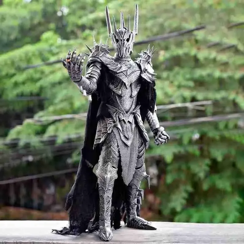 Lord of the rings Sauron statue