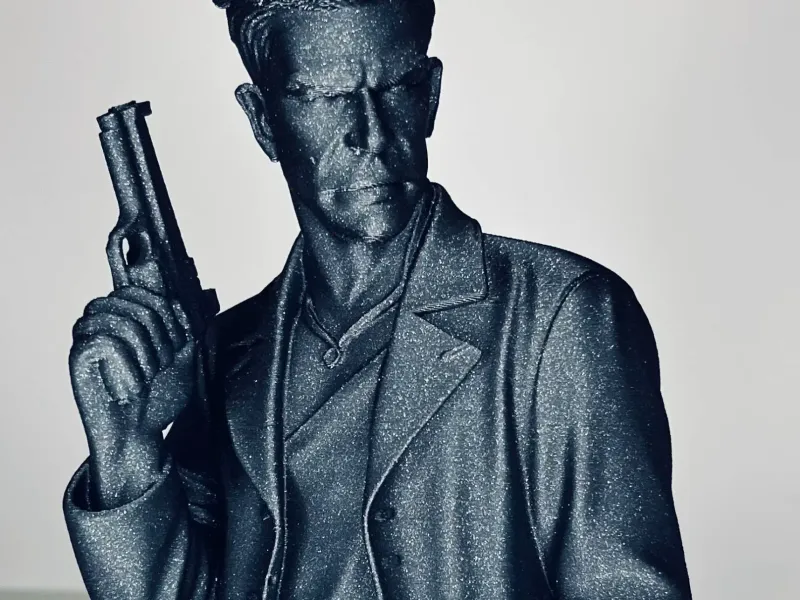 Figure with gun tabletop statute shelf pc character decor