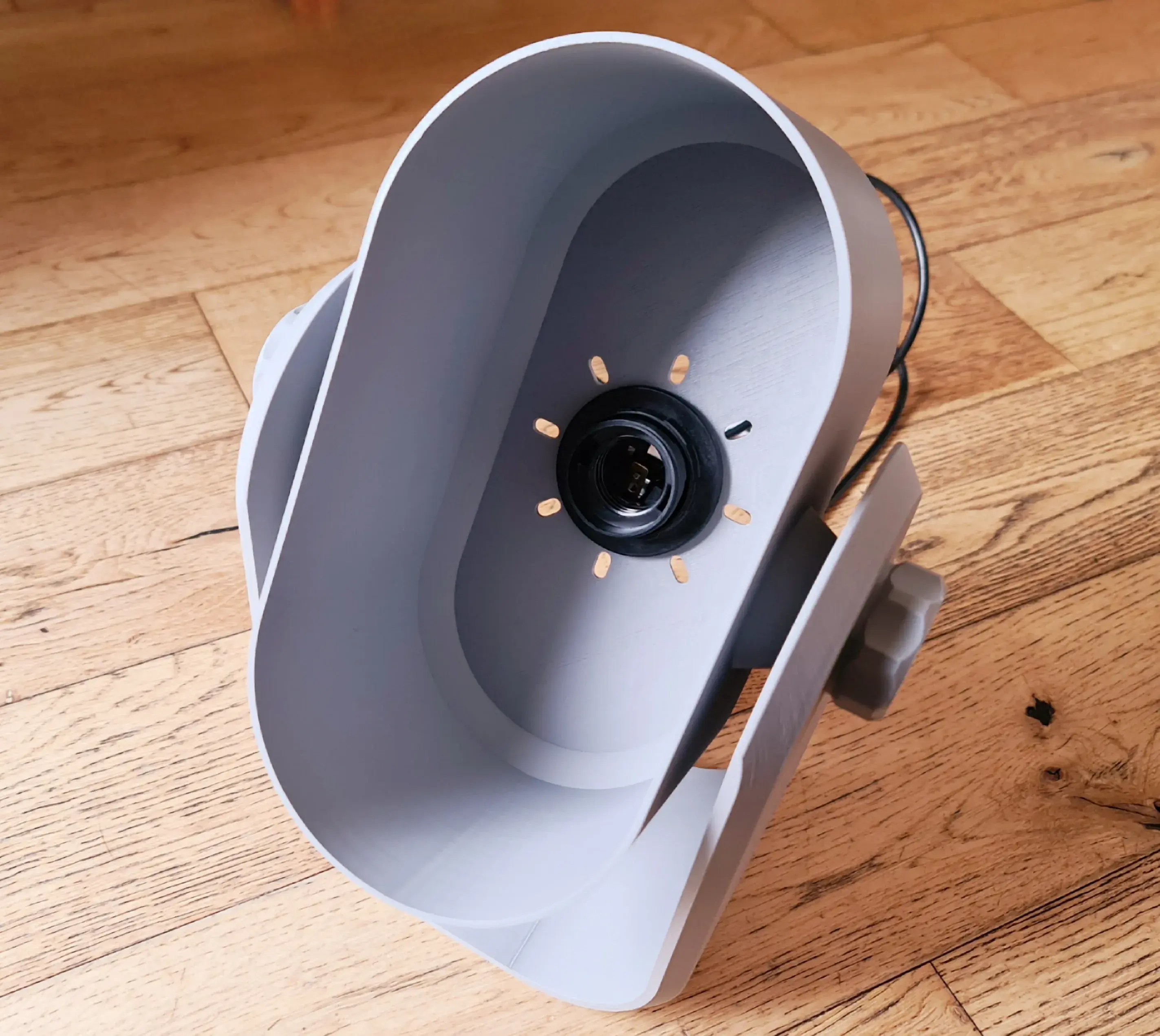 Modern Adjustable Cyber Lamp with Stand for LED E26 or E27
