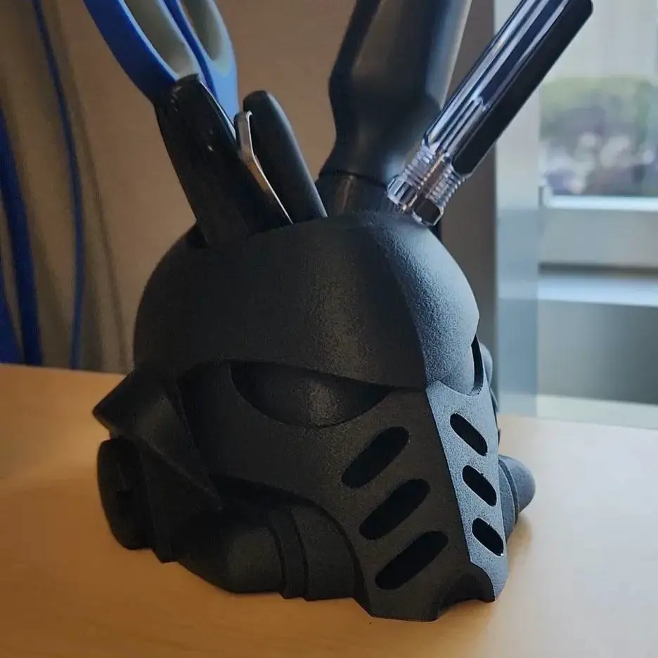 Pen Holder