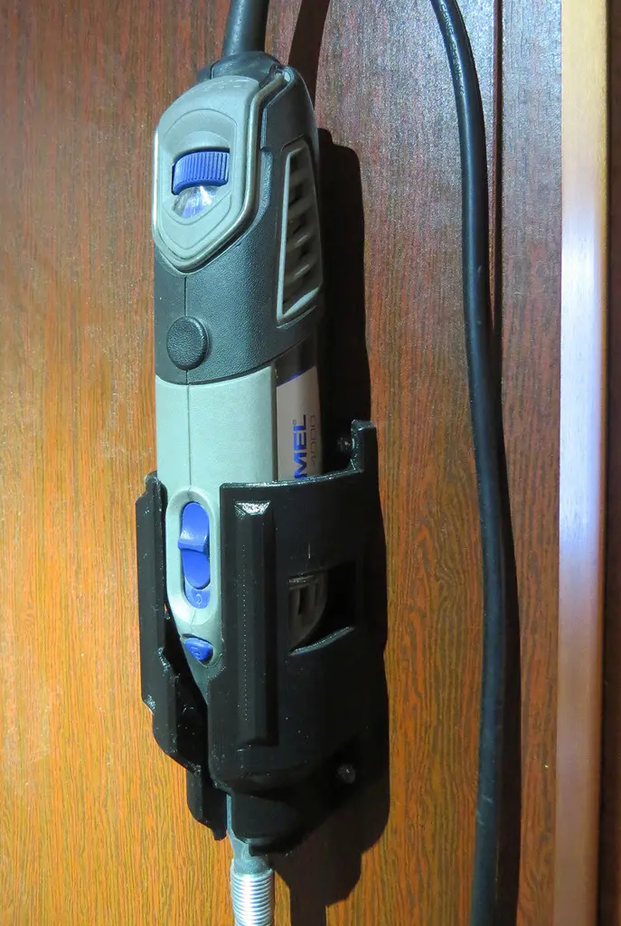 Wall mount for Dremel 4000 with flexi-shaft
