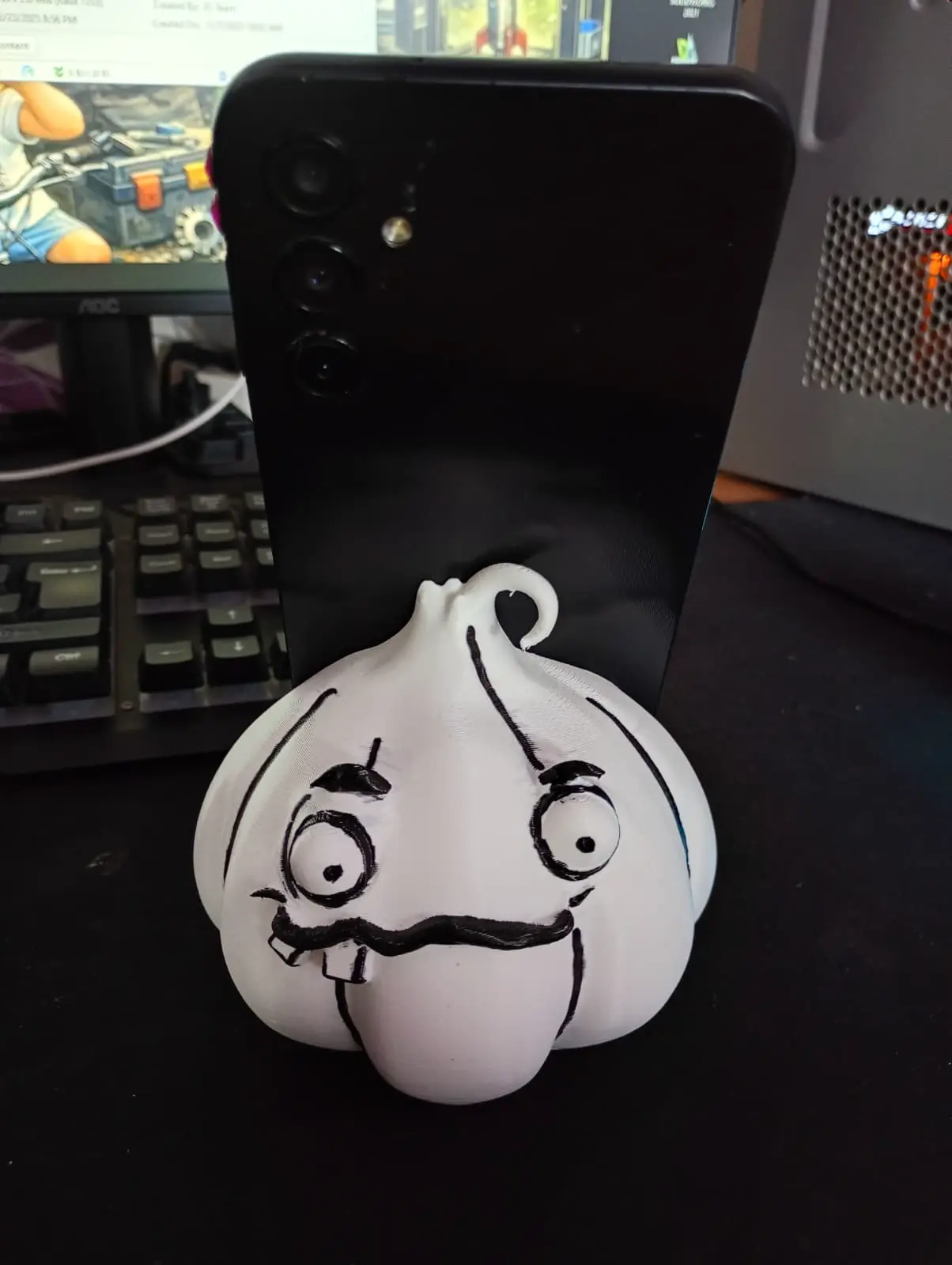 PVZ Plants vs Zombies Garlic Phone stand