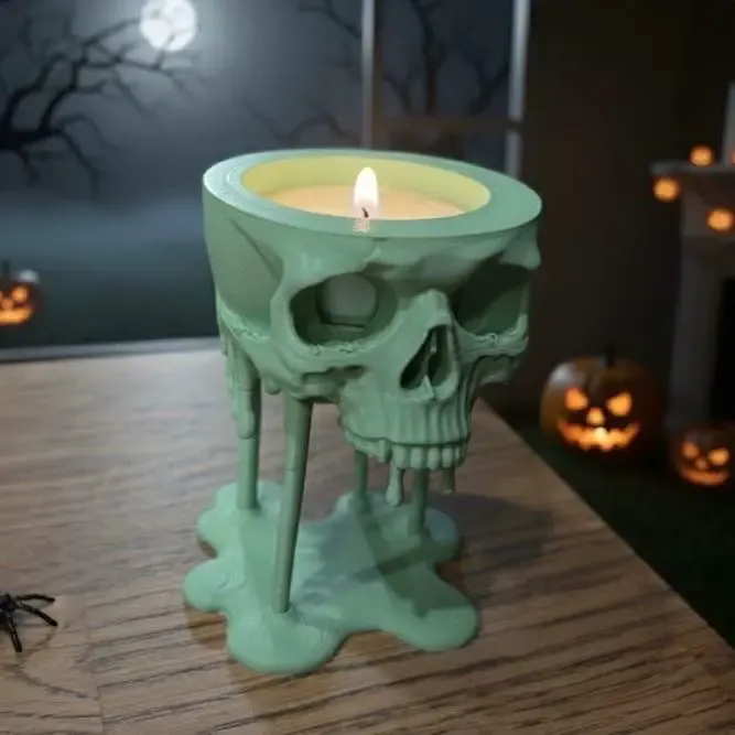 Melting Skull candle