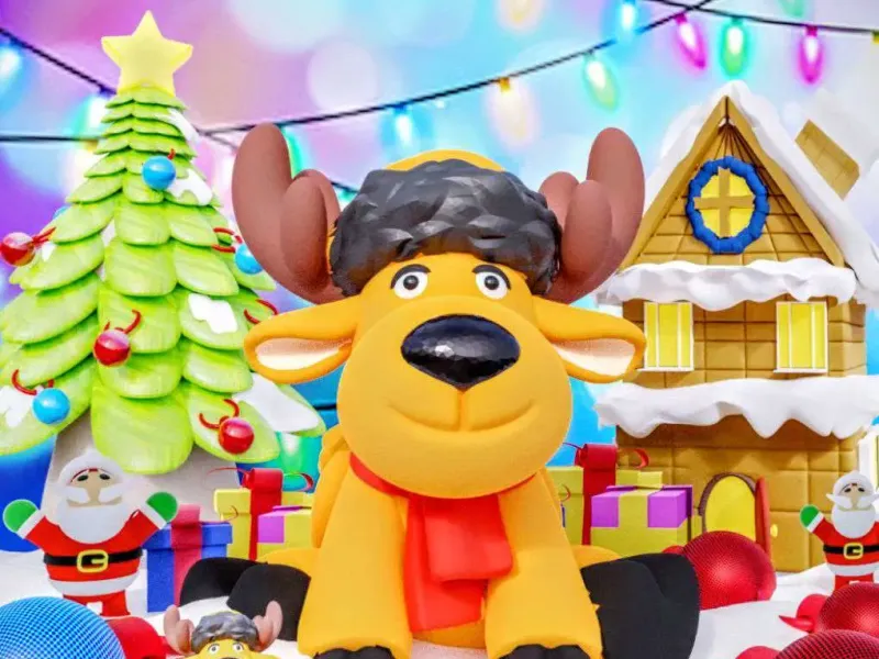 Festive christmas Toy set - Reindeer,Tree,santa more