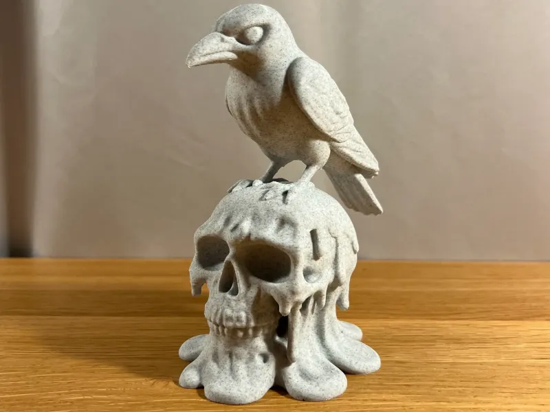 Crânio Derretido com Corvo
