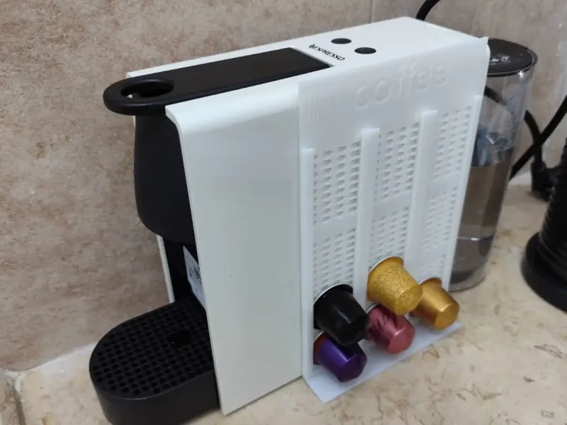SlimSnap – Innovativo portacapsule Nespresso senza supporti