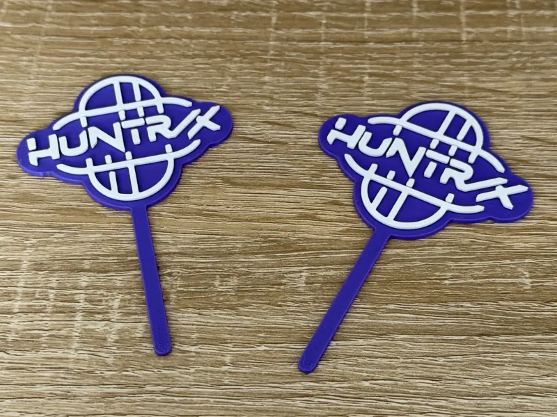 Huntrix topper