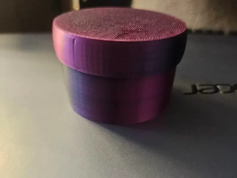 Round Container
