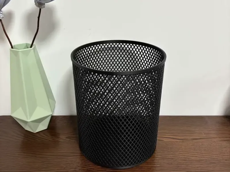 Grande poubelle ajourée, corbeille à papier