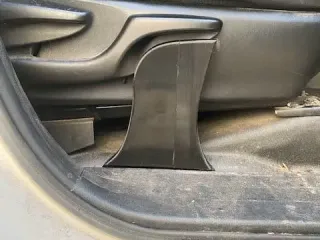 2020 Toyota Hilux seat lift handle support