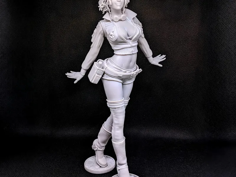 FIGURE "CINDY" MINIATURE