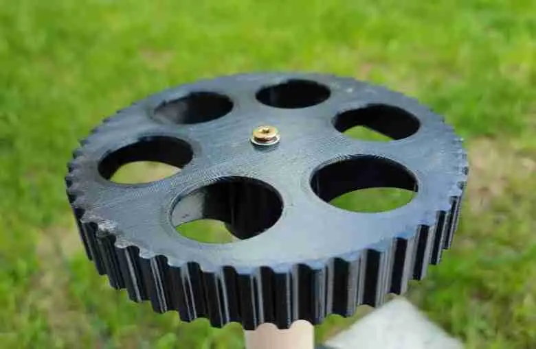 Boundary wire groove tool mower robot